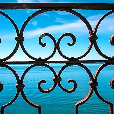 Le Finestre Sul Mare 住宿加早餐酒店 3*