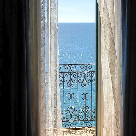 Le Finestre Sul Mare