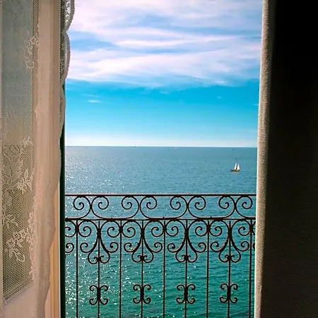 Le Finestre Sul Mare 3*